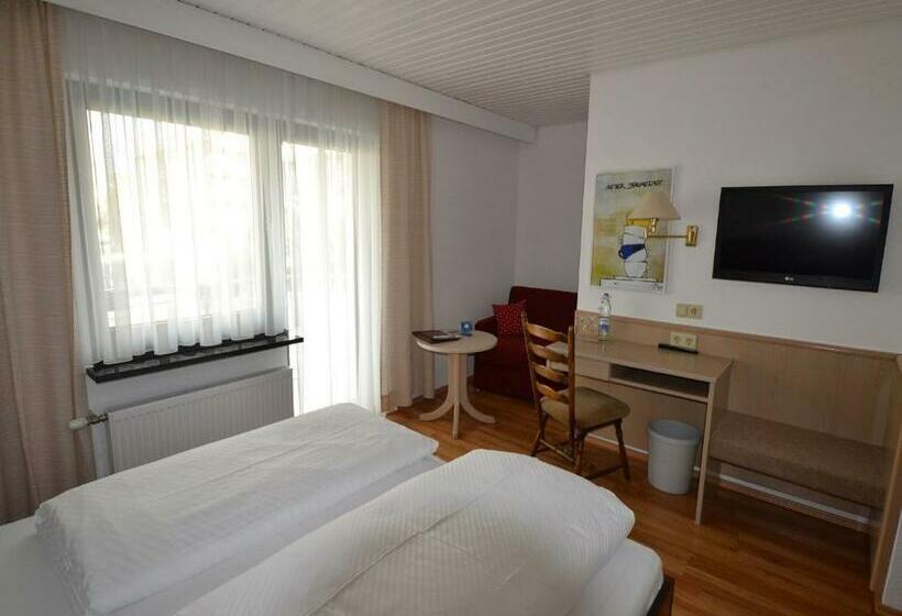 اتاق کلاسیک, Weinhaus Steppe Hotel 3superior Und Weinstube