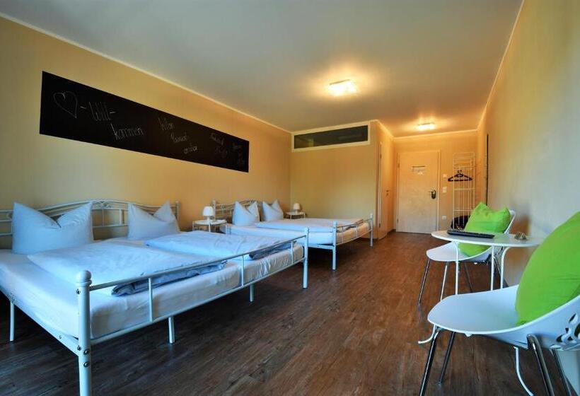 スタンダード４人部屋, Motel Füssen Im Allgäu