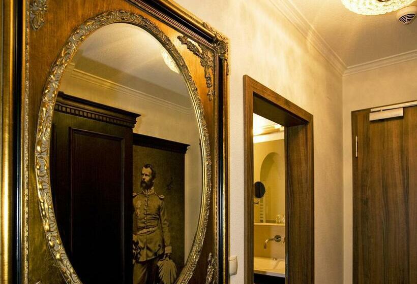 غرفة ملكية, Seehotel Hartung & Ferienappartements