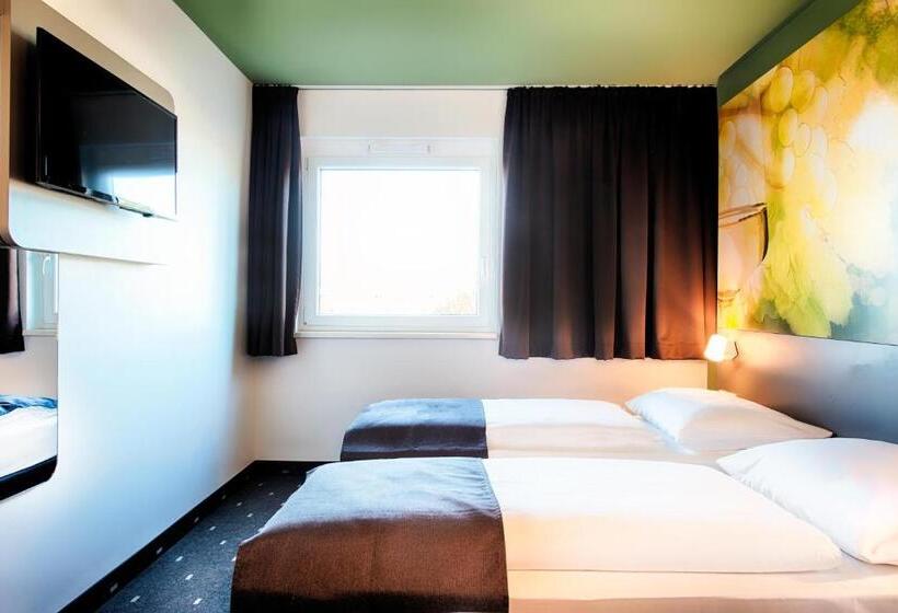 Номер Стандарт, B&b Hotel Baden Airpark