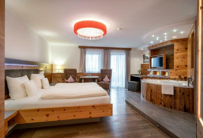 Номер Deluxe, Hüttenhof   Wellnesshotel & Luxus Bergchalets   Adults Only