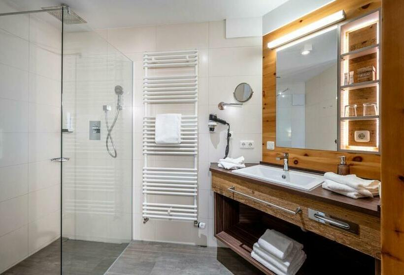 Номер Стандарт, Hüttenhof   Wellnesshotel & Luxus Bergchalets   Adults Only