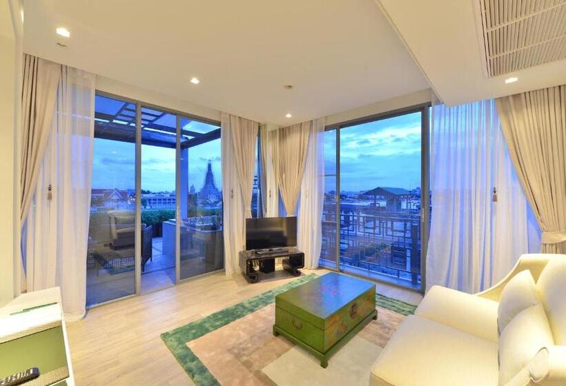 سوئیت پریمیوم, Riva Arun Bangkok