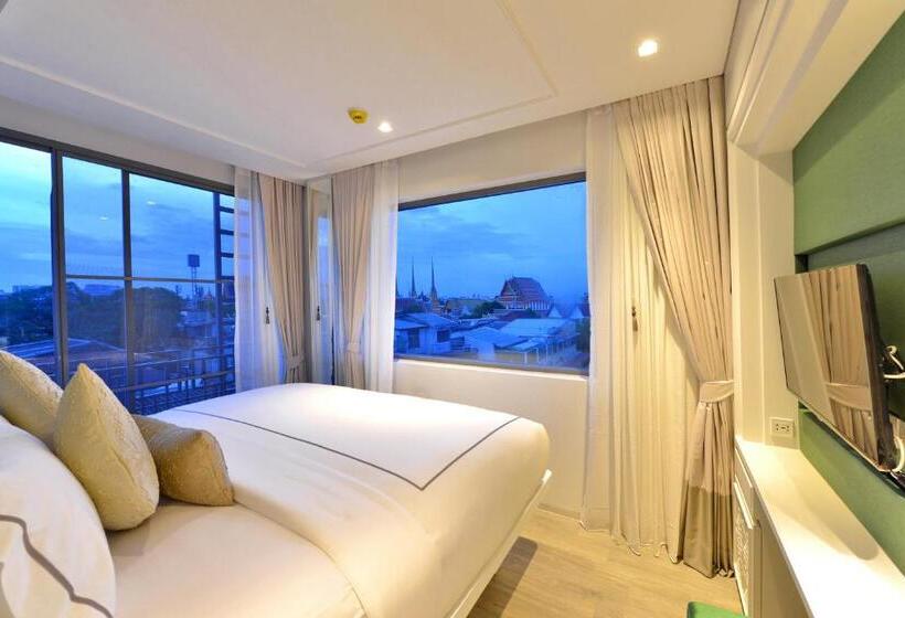 سوئیت پریمیوم, Riva Arun Bangkok