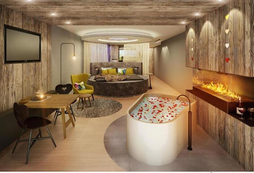 Люкс Повышенной Комфортности, Hüttenhof   Wellnesshotel & Luxus Bergchalets   Adults Only