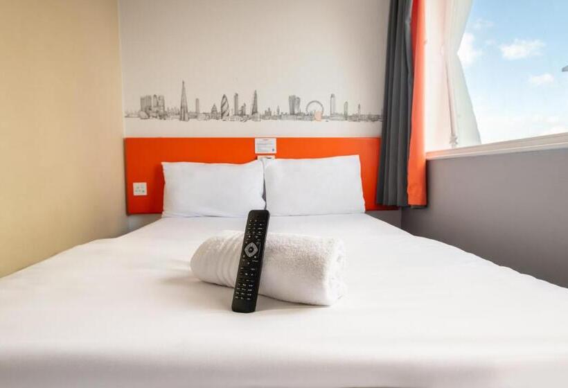اتاق استاندارد برای معلولان, Easyhotel Croydon