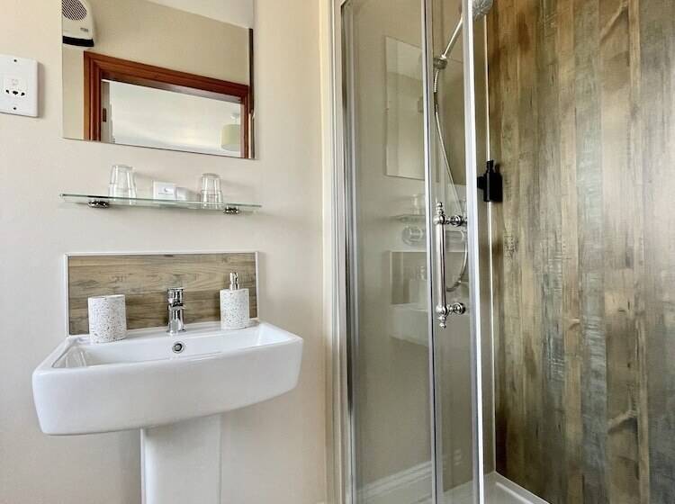 غرفة سوبيريور, Bojangles Guest House