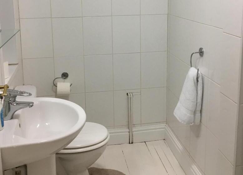Номер Стандарт Индивидуальный, Circle Guest House Bed Only