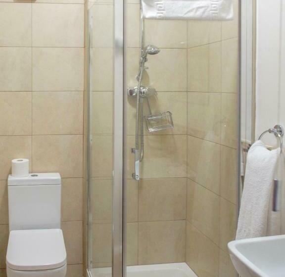 اتاق استاندارد یک نفره, Elmdon Lodge