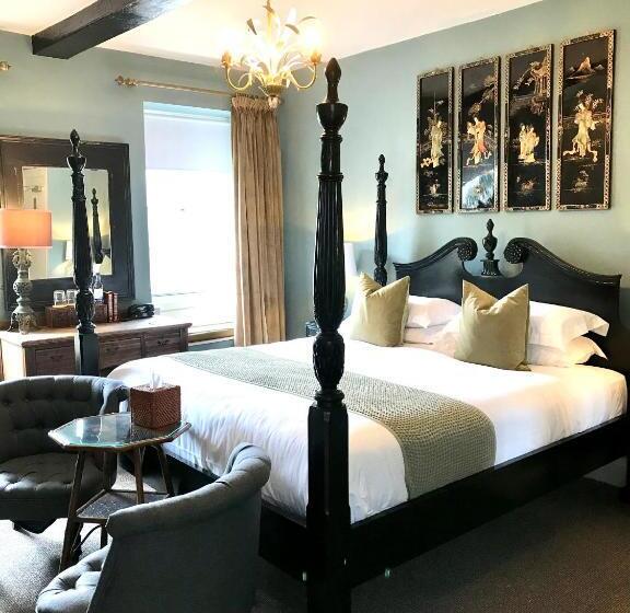 スタンダードルーム, The Bridge House