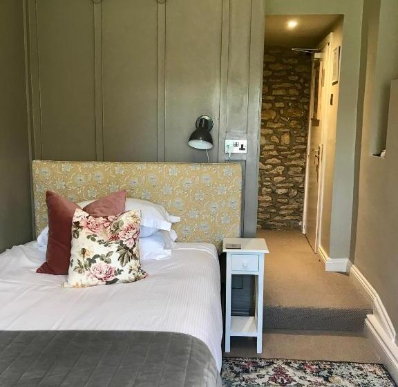 スタンダードシングルルーム, The Bridge House