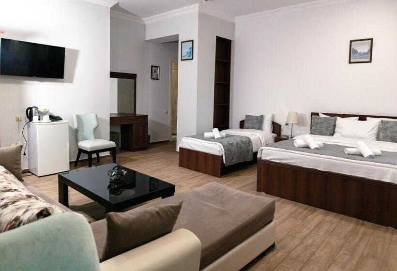 Suite with Balcony, Old Town Batumi