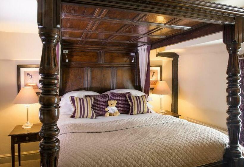 اتاق استاندارد, The Castle Inn