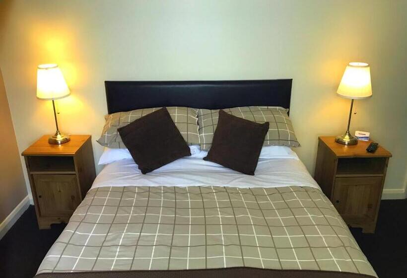 Номер Стандарт, Redbeck Motel