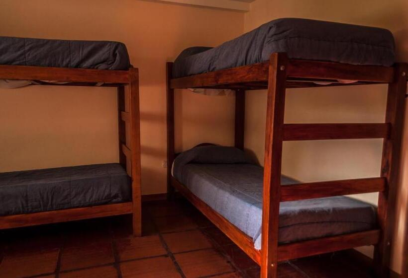 Четырехместный Номер Стандарт, Calafate Hostel