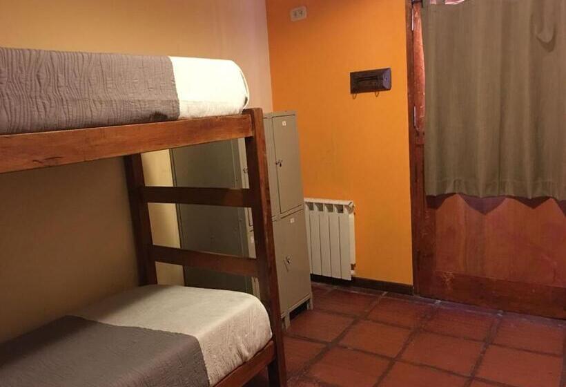 Номер Стандарт Индивидуальный Совместная Ванная, Calafate Hostel