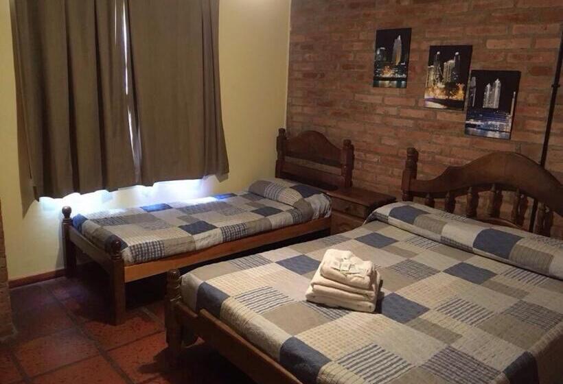 Трехместный Номер Superior, Calafate Hostel