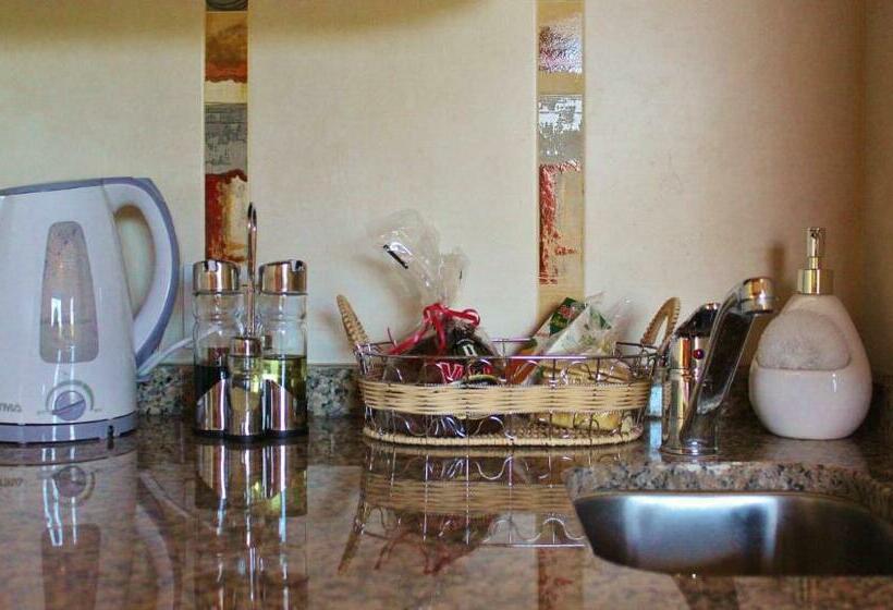 סוויטה, Aires Serranos   Suites