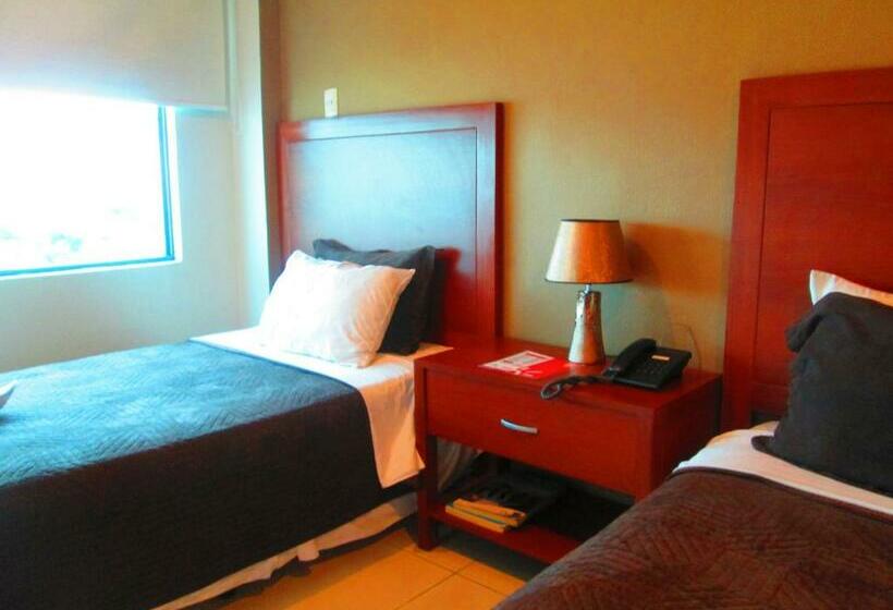 Quarto Estandar, Garzota Inn