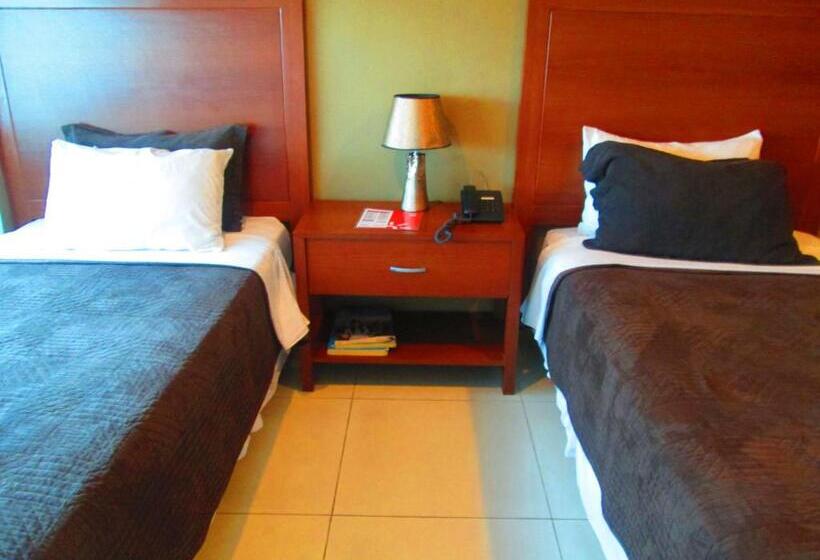 Quarto Estandar, Garzota Inn