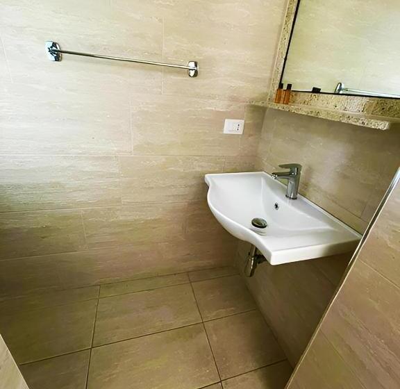 Habitación Estándar con Balcón, Nacional