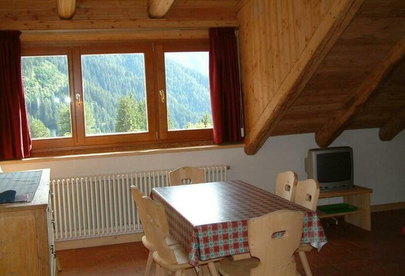 1 Bedroom Penthouse Apartment, Residenza Domino