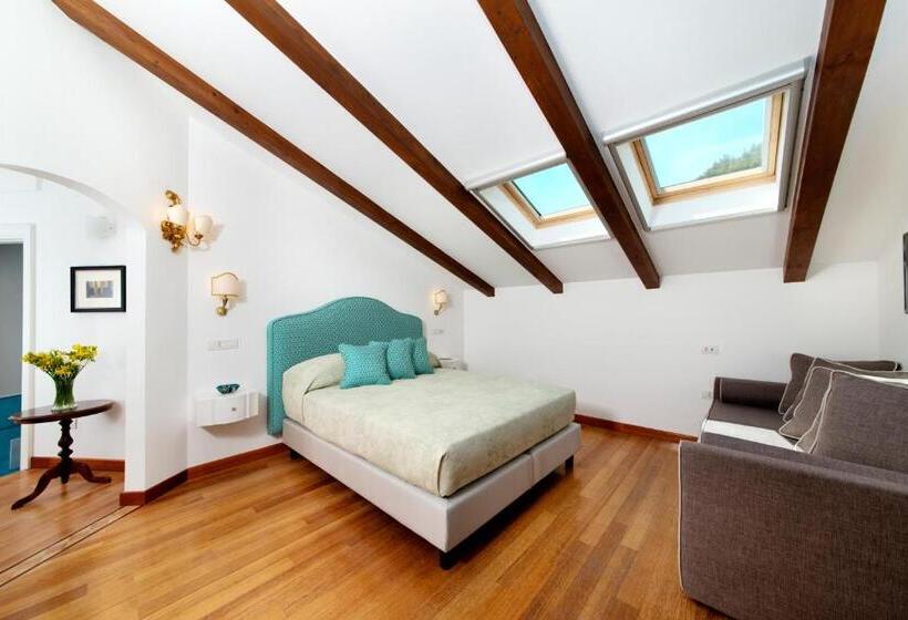 Полулюкс, B&b Maiure