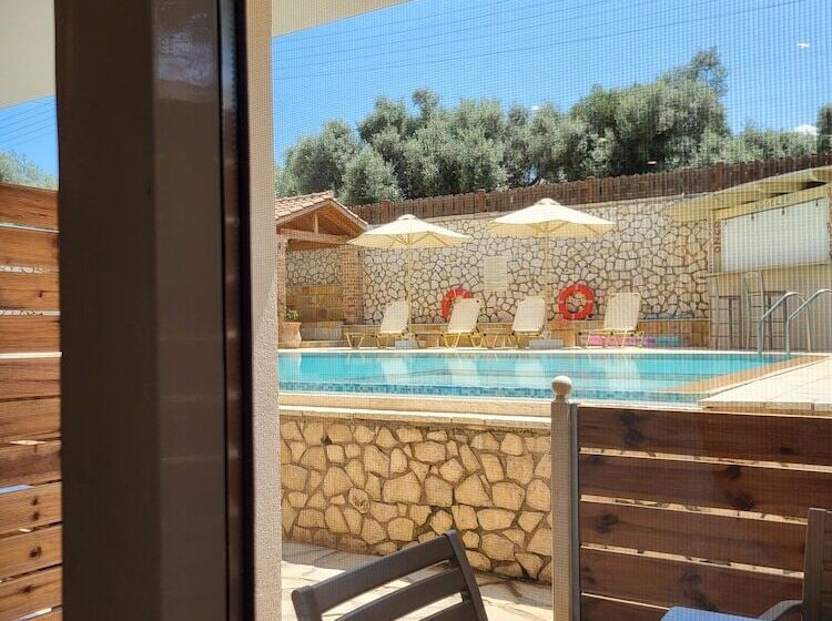 家庭工作室, Villa Vita Holidays
