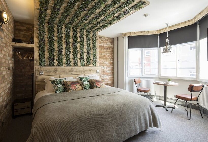 Номер Deluxe, One Broad Street