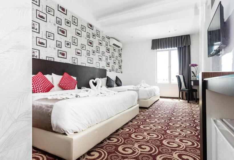 Chambre Familiale, E Red Hotel Melaka