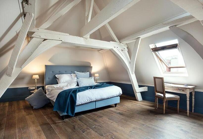 Люкс, Ganda Rooms & Suites