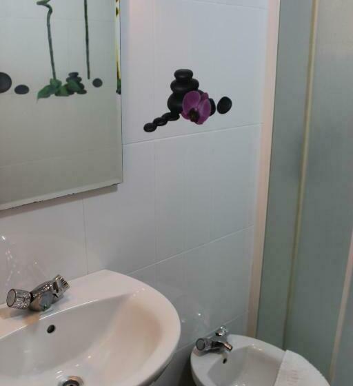 اتاق استاندارد, Hostal Amantes De Teruel