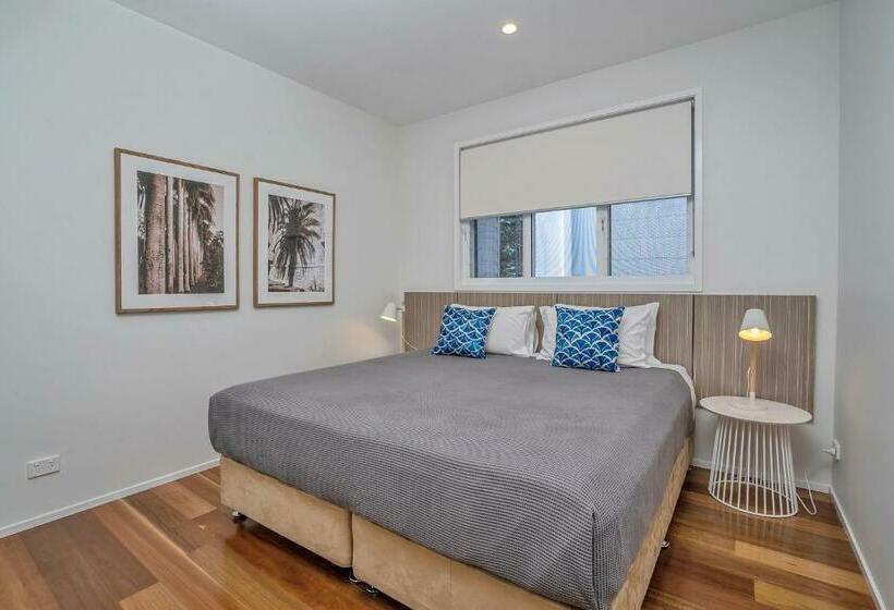 Апартаменты Deluxe 3 Спальни, Bujerum Apartments On Burleigh
