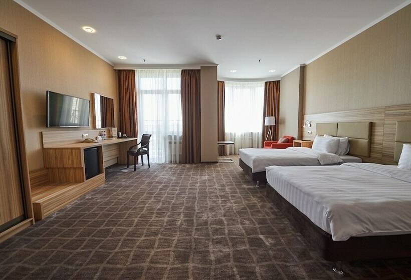디럭스 룸, Ramada By Wyndham Rostov On Don Hotel And Spa