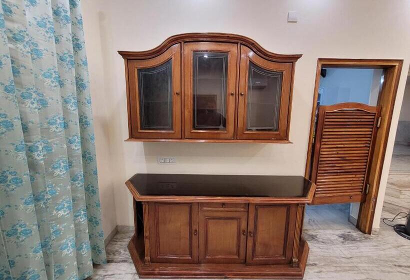 带大床的标准间, Regalia Home Sapphire Stay