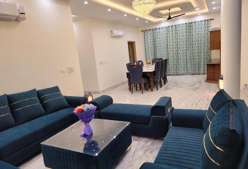 标准间, Regalia Home Sapphire Stay