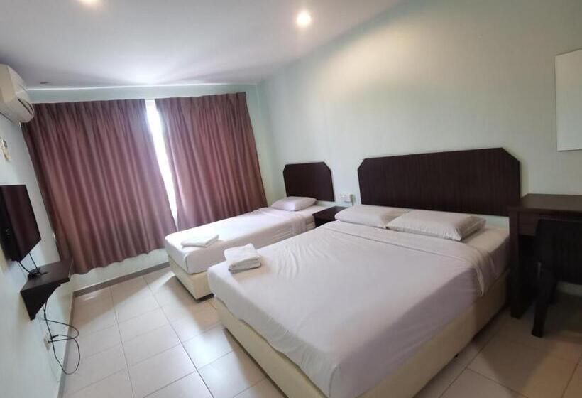 スタンダードトリプルルーム, Gs Bera Hotel Sdn Bhd