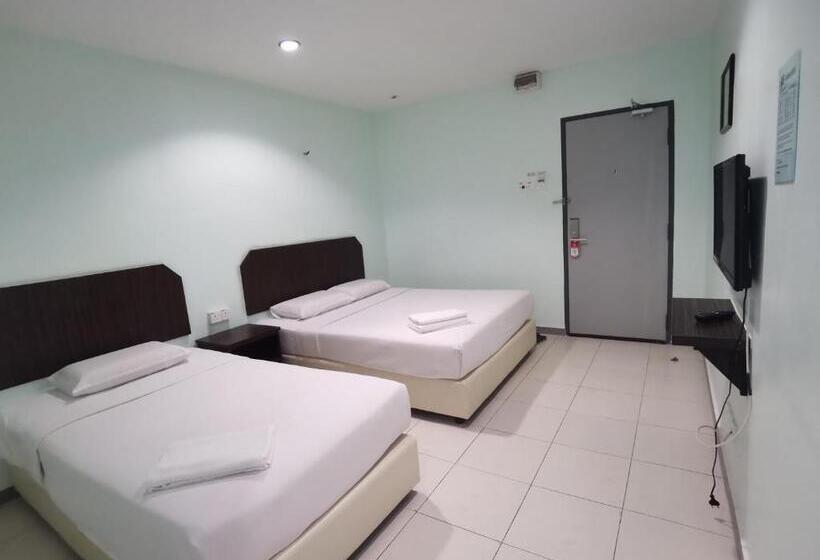 スタンダードトリプルルーム, Gs Bera Hotel Sdn Bhd