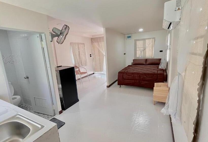 Номер Стандарт, Aiem Wilai Guesthouse