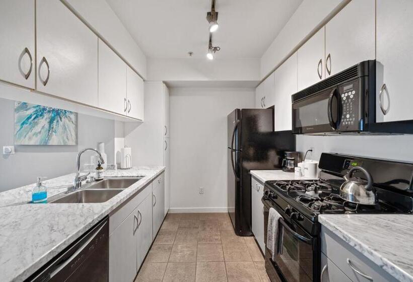 带2个卧室的公寓, Heart Of Santa Monica , Orange Pearl Condo