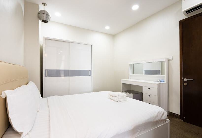 3 Bedroom Apartment, Tracy Ben Thanh Tower