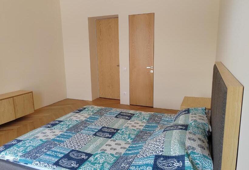 Номер Стандарт, Pet Friendly Rancho Gardens