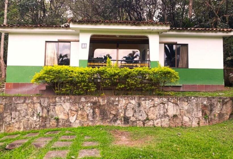 Семейный Номер, Club Campestre El Bosque