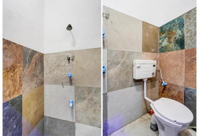 Трехместный Номер Классика, Oyo Yadav Restaurant & Family Rooms