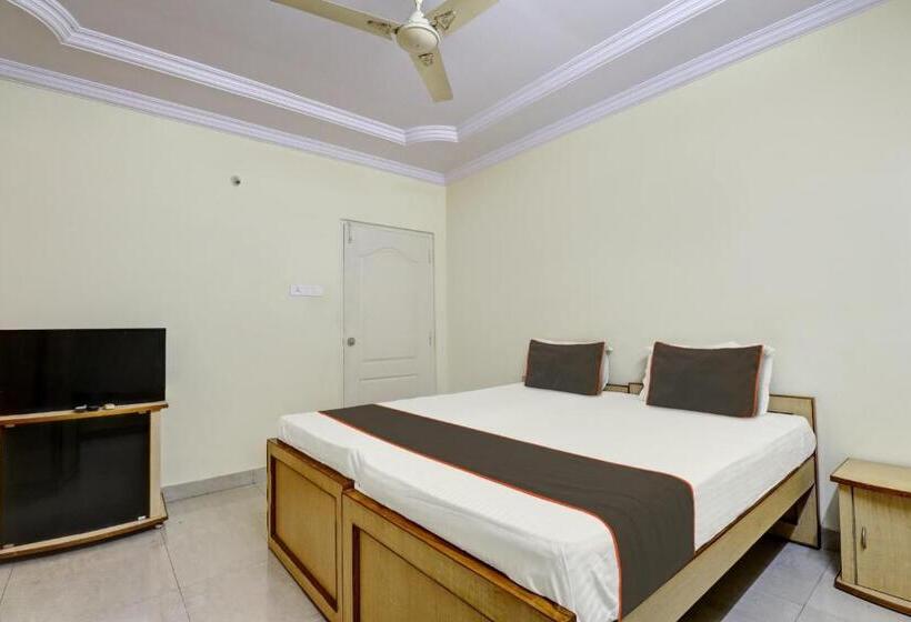 اتاق استاندارد, Collection O Hotel Murali Heights