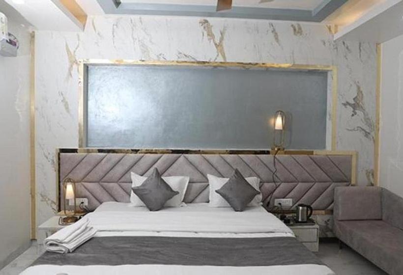 Люкс, Fabhotel Prime Sm Resort