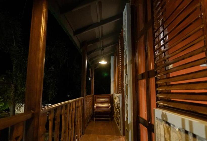 Люкс 3 Спальни, Beragala Serene Villa