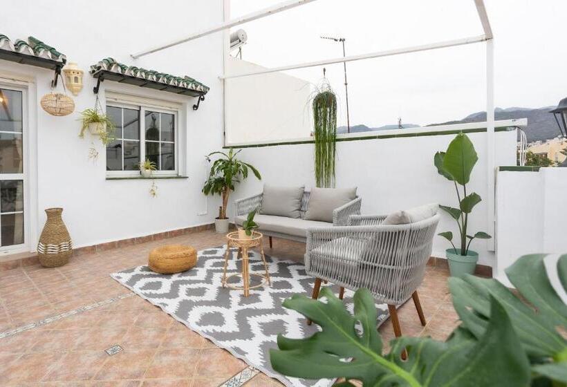 Апартаменты 1 Спальня Вид на Море, Naim Guest House Nerja