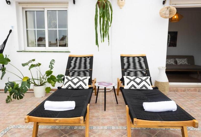 Апартаменты 1 Спальня Вид на Море, Naim Guest House Nerja