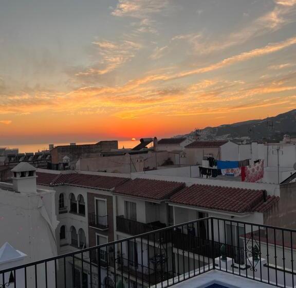 Апартаменты 1 Спальня Вид на Море, Naim Guest House Nerja